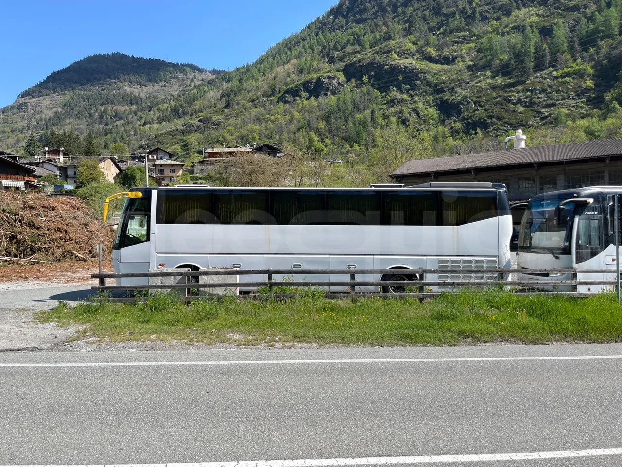 Bundle di 2 mezzi Bova B V - Magiq Guangtong - Guangtong G - Suburban bus: picture 5 Bundle di 2 mezzi Bova B V - Magiq Guangtong - Guangtong G - Suburban bus: picture 5