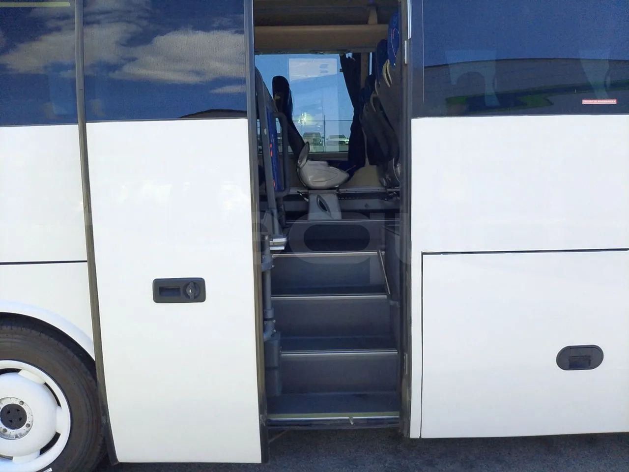Coach King Long XMQ6900: picture 16