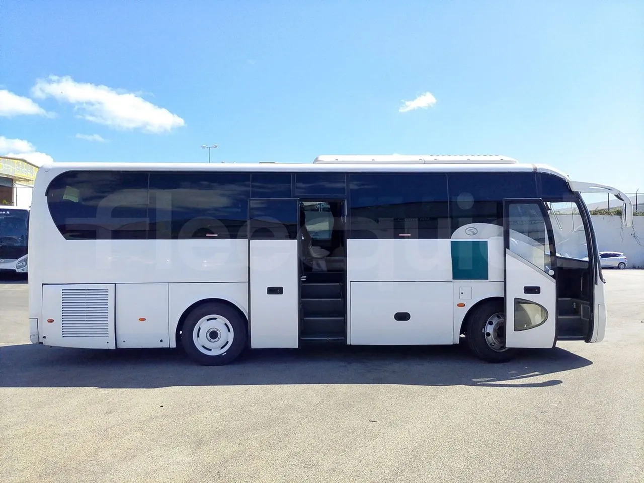 Coach King Long XMQ6900: picture 14