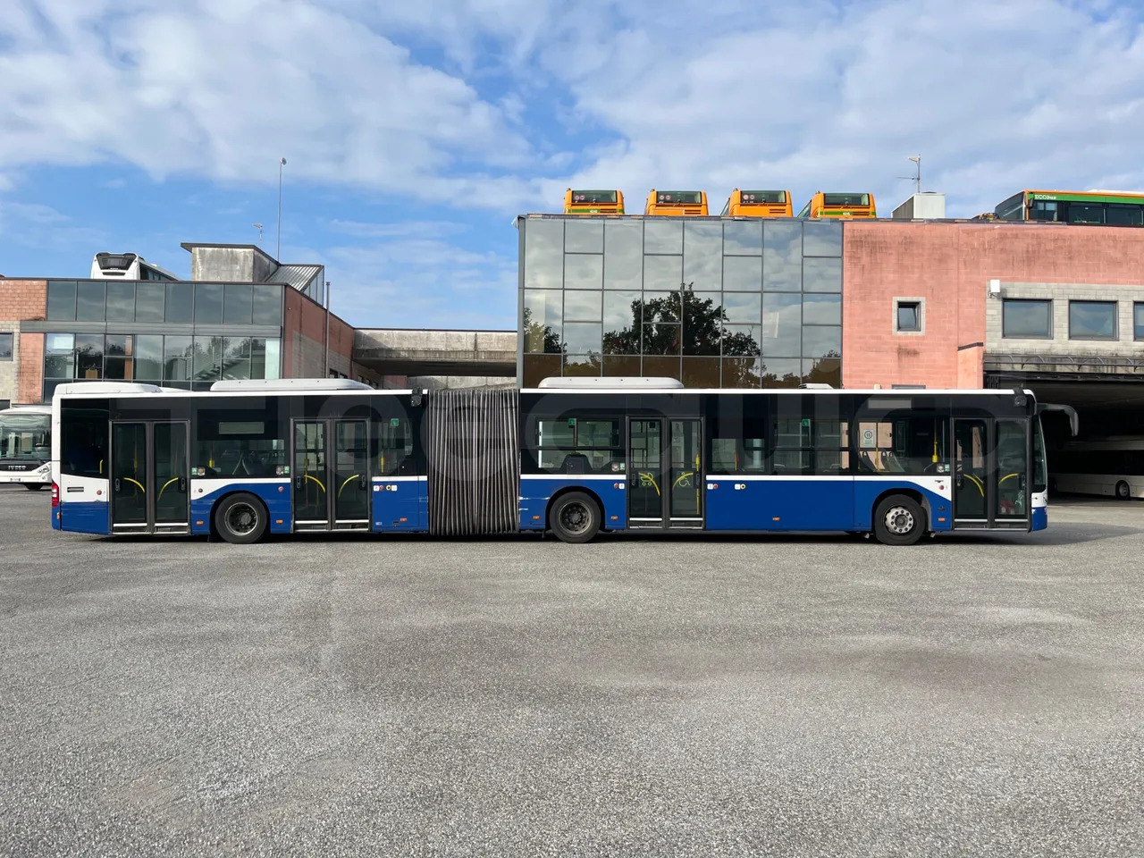 City bus Mercedes-Benz Conecto: picture 11 City bus Mercedes-Benz Conecto: picture 11