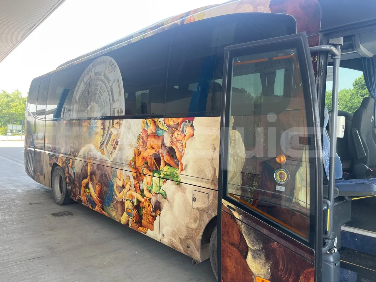 Mercedes-Benz Tourino - Coach: picture 1 Mercedes-Benz Tourino - Coach: picture 1