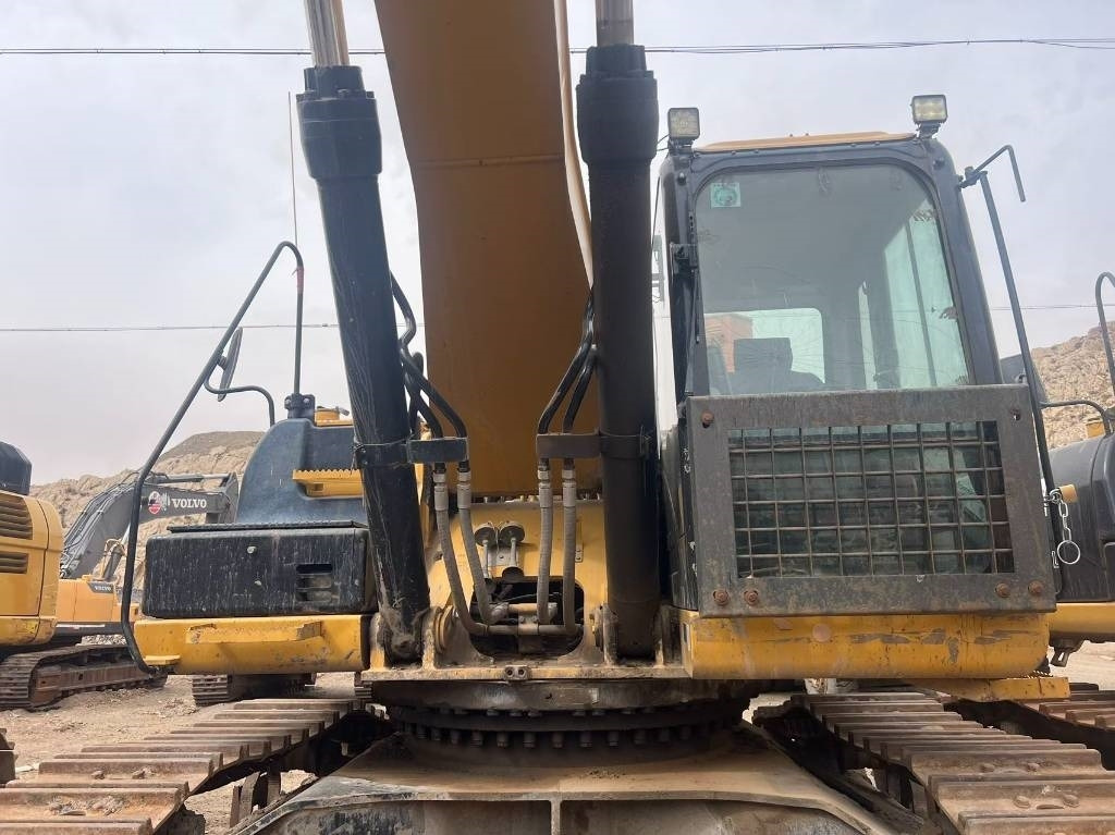 CAT 340 - Crawler excavator: picture 2 CAT 340 - Crawler excavator: picture 2
