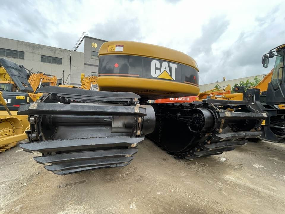 Caterpillar 320CL - Excavator: picture 4 Caterpillar 320CL - Excavator: picture 4