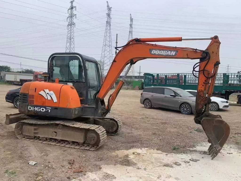 Doosan DH 60 - Mini excavator: picture 2 Doosan DH 60 - Mini excavator: picture 2