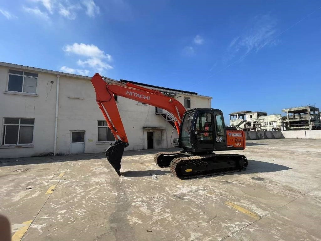 Hitachi ZX 120 - Crawler excavator: picture 2 Hitachi ZX 120 - Crawler excavator: picture 2