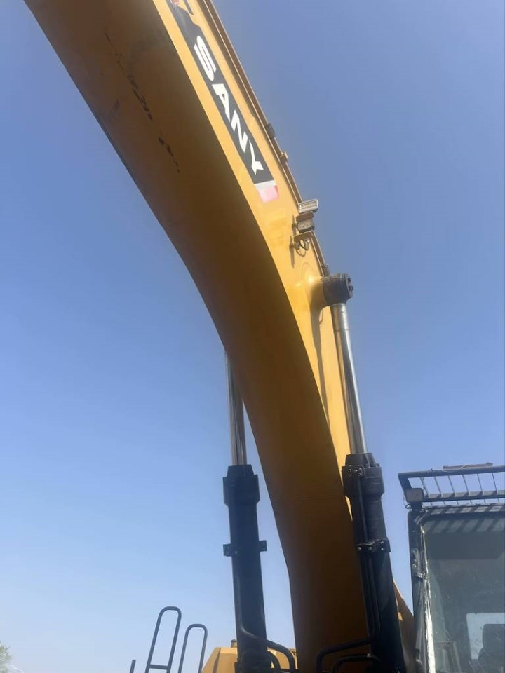 Sany 750H - Crawler excavator: picture 3 Sany 750H - Crawler excavator: picture 3