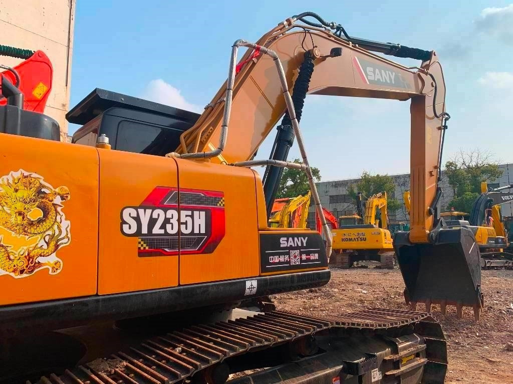 Sany SY 235 H - Crawler excavator: picture 2 Sany SY 235 H - Crawler excavator: picture 2