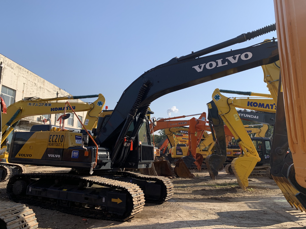 Excavator Volvo EC210D: picture 6