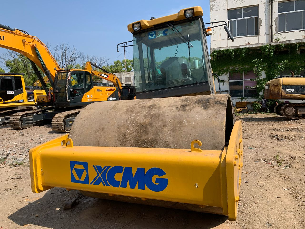 XCMG XS223J - Road roller: picture 3 XCMG XS223J - Road roller: picture 3