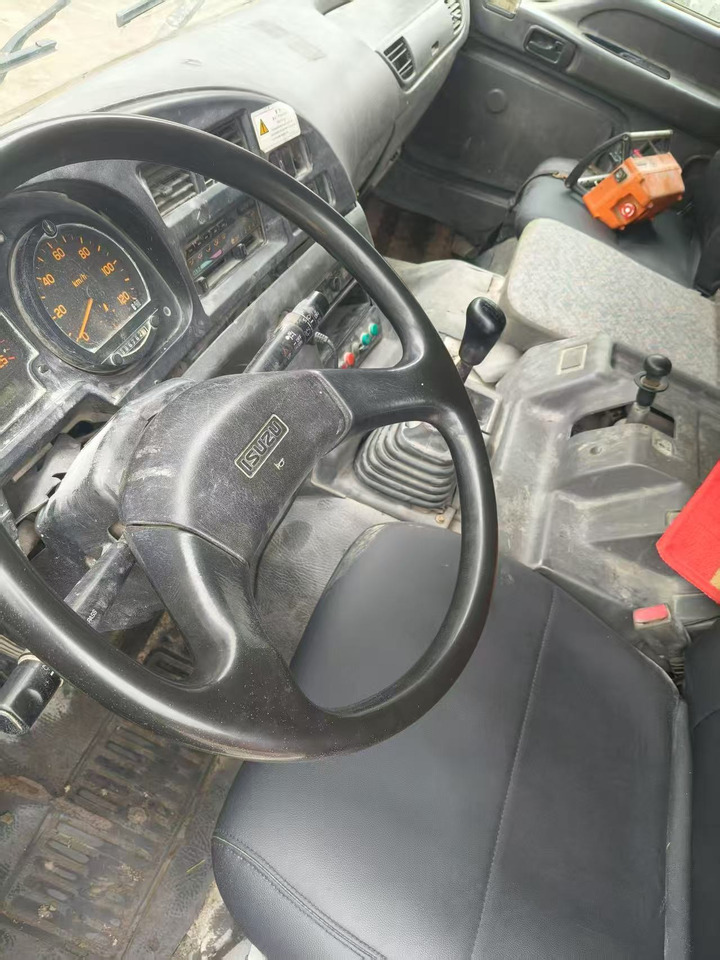 ZOOMLION ZLJ5335THB - Concrete pump truck: picture 5 ZOOMLION ZLJ5335THB - Concrete pump truck: picture 5