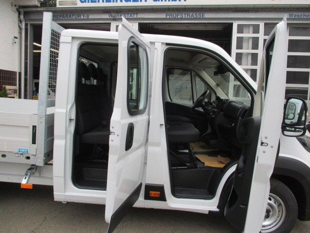 Fiat Ducato - Flatbed van, Combi van: picture 2 Fiat Ducato - Flatbed van, Combi van: picture 2