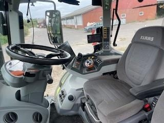 Claas AXION 870 CMATIC  - Farm tractor: picture 4 Claas AXION 870 CMATIC  - Farm tractor: picture 4