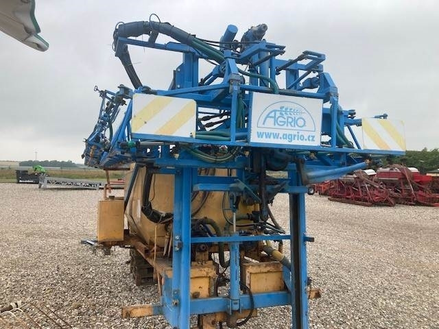 Lindus 3000 L - 30 M BOM - Tractor mounted sprayer: picture 4 Lindus 3000 L - 30 M BOM - Tractor mounted sprayer: picture 4