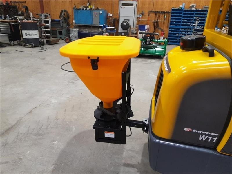 - - - BOXER - Sand/ Salt spreader for Municipal/ Special vehicle: picture 2 - - - BOXER - Sand/ Salt spreader for Municipal/ Special vehicle: picture 2