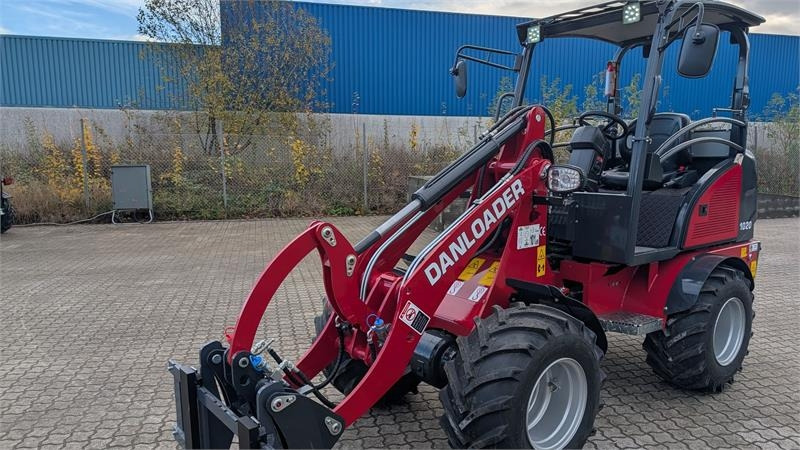 Danloader 1020 D - Compact loader: picture 1 Danloader 1020 D - Compact loader: picture 1