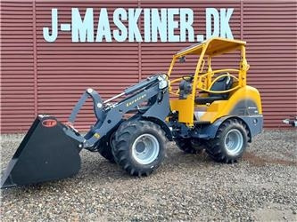 Eurotrac W12S m. mellem arm - Compact loader: picture 1 Eurotrac W12S m. mellem arm - Compact loader: picture 1