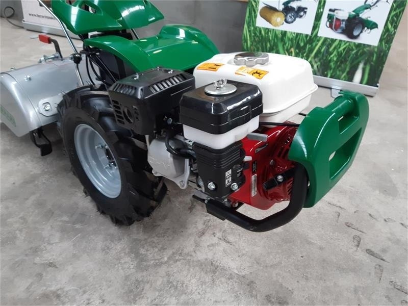 Ferrari 328  - Municipal tractor: picture 4 Ferrari 328  - Municipal tractor: picture 4