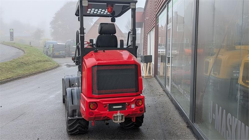 Heracles H200 - Compact loader: picture 4 Heracles H200 - Compact loader: picture 4