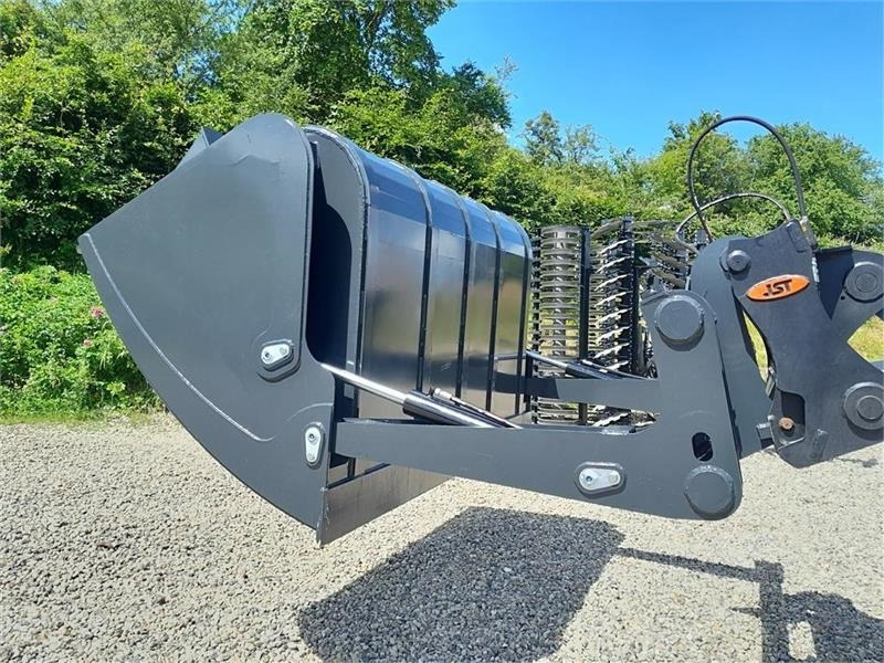Inter-Tech Højtipskovl 3 kb3 INTER TECH 2,60m - Loader bucket: picture 5 Inter-Tech Højtipskovl 3 kb3 INTER TECH 2,60m - Loader bucket: picture 5