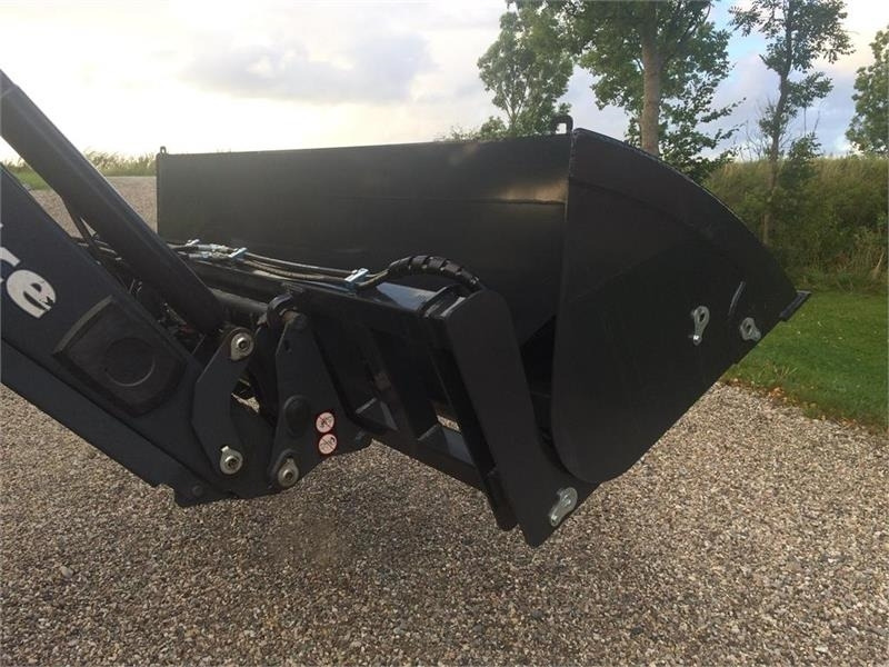 - - - J-Maskiner 2400 Højtipskovl - Bucket for Construction machinery: picture 1 - - - J-Maskiner 2400 Højtipskovl - Bucket for Construction machinery: picture 1