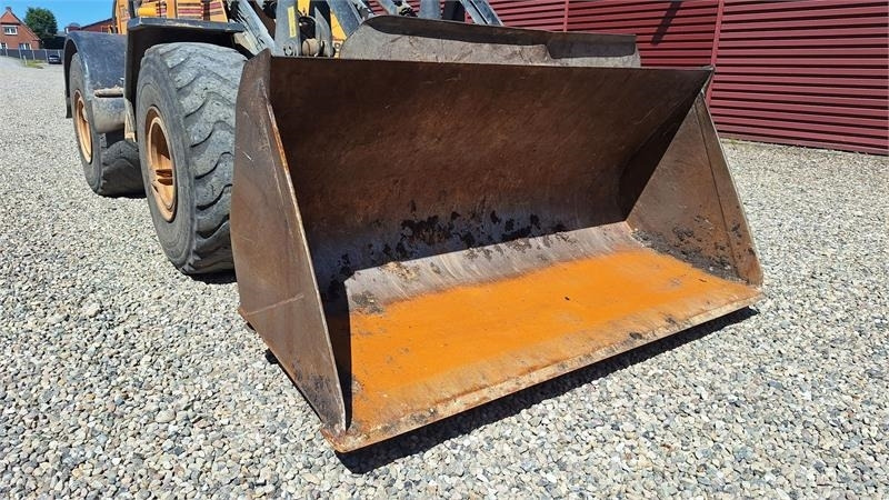 Ljungby L 14 Brugt skovle - Loader bucket: picture 1 Ljungby L 14 Brugt skovle - Loader bucket: picture 1