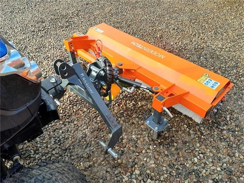 - - - Modern tech - Broom for Municipal/ Special vehicle: picture 5 - - - Modern tech - Broom for Municipal/ Special vehicle: picture 5