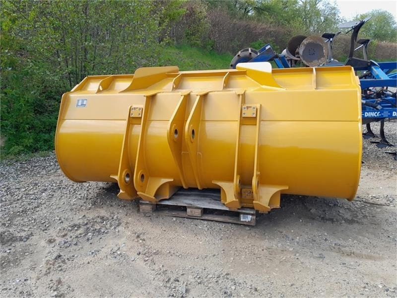 - - - SKOVL 3.1 KUBIK - Loader bucket: picture 3 - - - SKOVL 3.1 KUBIK - Loader bucket: picture 3