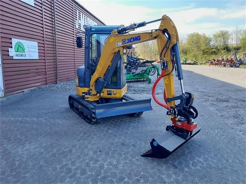 XCMG xe27e med rototilt - Mini excavator: picture 3 XCMG xe27e med rototilt - Mini excavator: picture 3