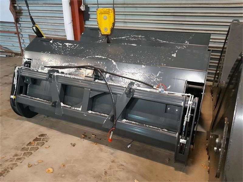 - - - fk machinery - Loader bucket for Agricultural machinery: picture 5 - - - fk machinery - Loader bucket for Agricultural machinery: picture 5