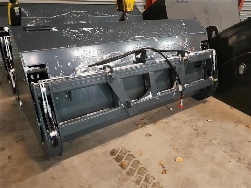 - - - fk machinery - Loader bucket for Agricultural machinery: picture 3 - - - fk machinery - Loader bucket for Agricultural machinery: picture 3