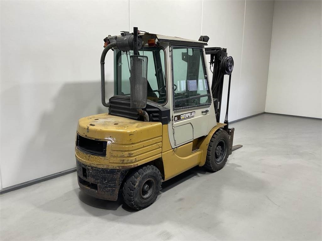 CAT DP35A - Diesel forklift: picture 2 CAT DP35A - Diesel forklift: picture 2