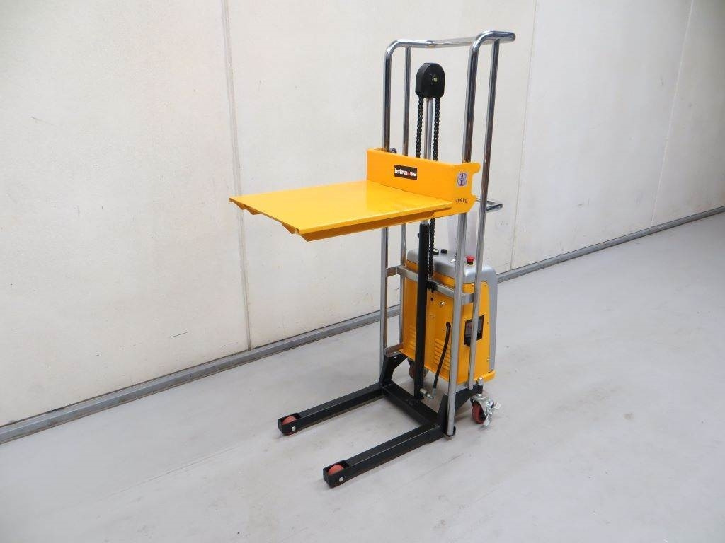 INTRA 1841044215 - Stacker: picture 3 INTRA 1841044215 - Stacker: picture 3