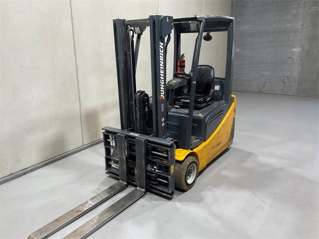 Jungheinrich EFG 218 SP 300ZZ - Electric forklift: picture 4 Jungheinrich EFG 218 SP 300ZZ - Electric forklift: picture 4