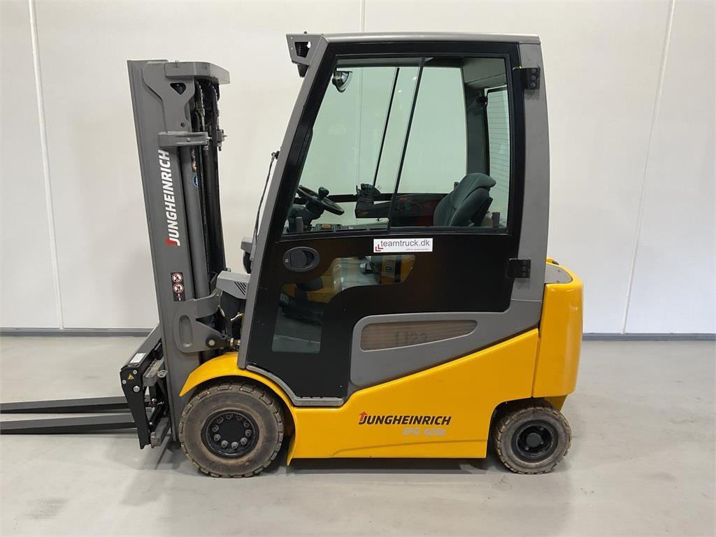 Jungheinrich EFG 425 K - Electric forklift: picture 3 Jungheinrich EFG 425 K - Electric forklift: picture 3