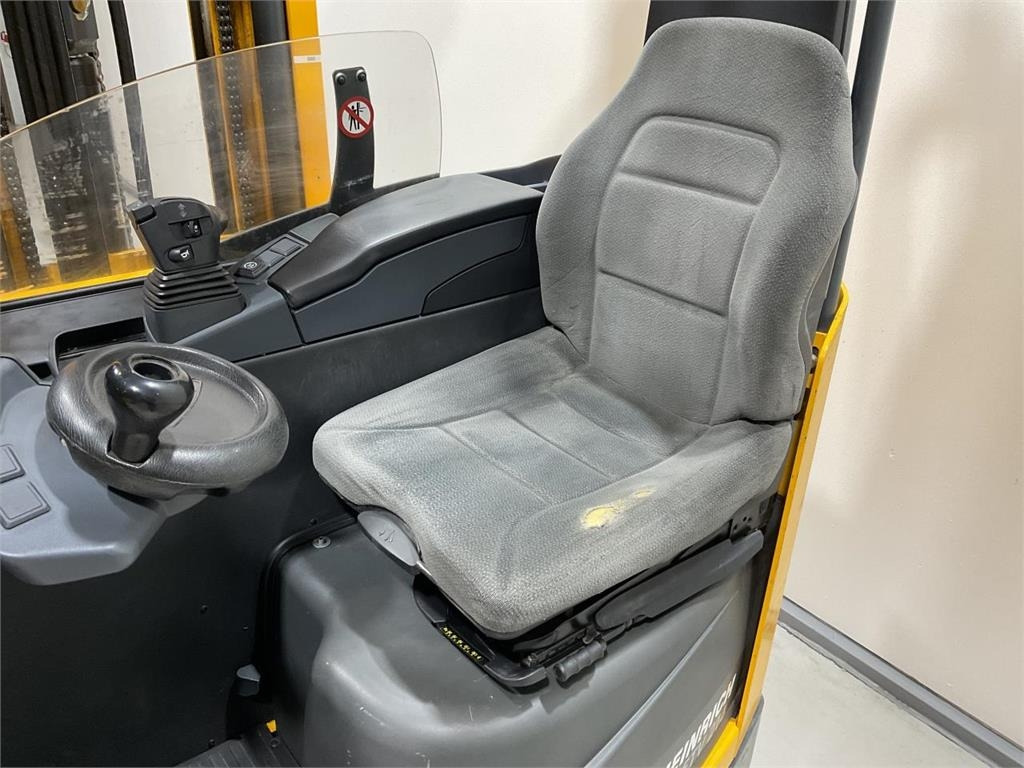 Jungheinrich ETV 214 - Reach truck: picture 5 Jungheinrich ETV 214 - Reach truck: picture 5