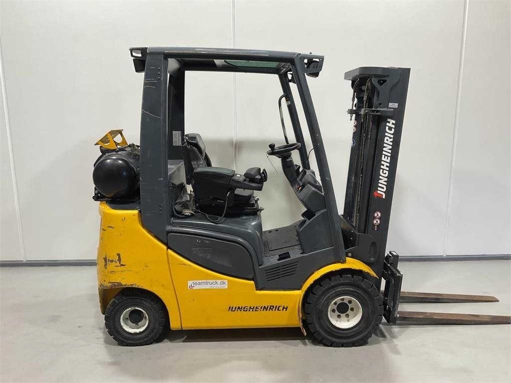 Jungheinrich TFG 320 S - LPG forklift: picture 1 Jungheinrich TFG 320 S - LPG forklift: picture 1