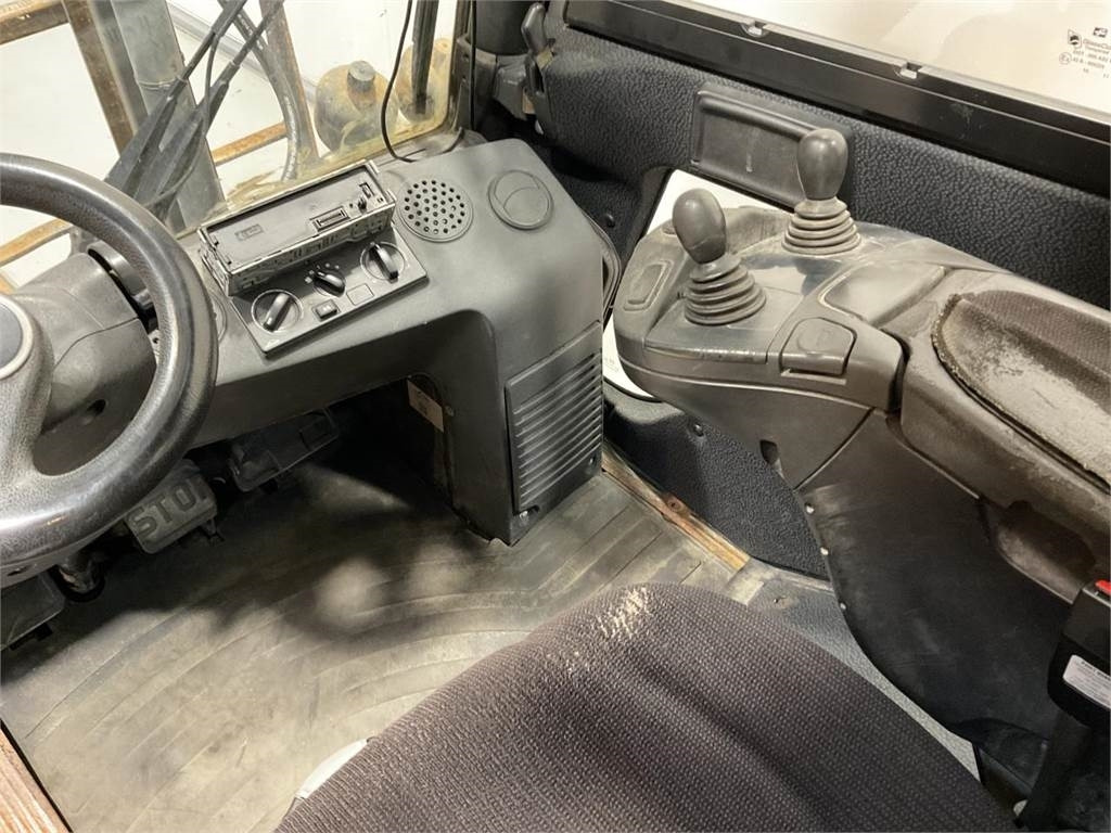 Linde H25D-02 - Diesel forklift: picture 5 Linde H25D-02 - Diesel forklift: picture 5