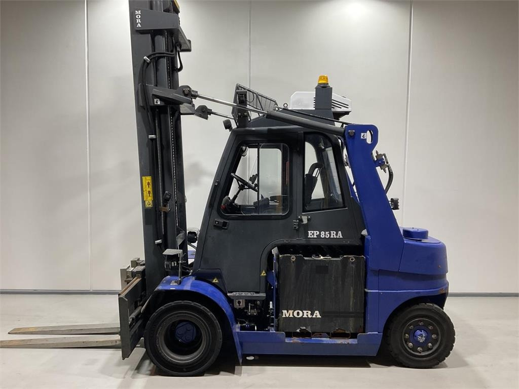 Mora EP85RA  - Electric forklift: picture 3 Mora EP85RA  - Electric forklift: picture 3
