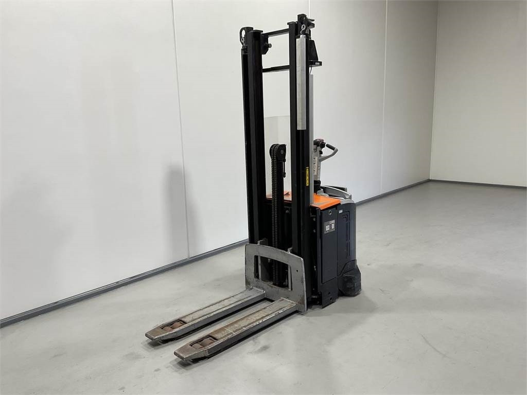 Rocla SP12ACI - Stacker: picture 4 Rocla SP12ACI - Stacker: picture 4