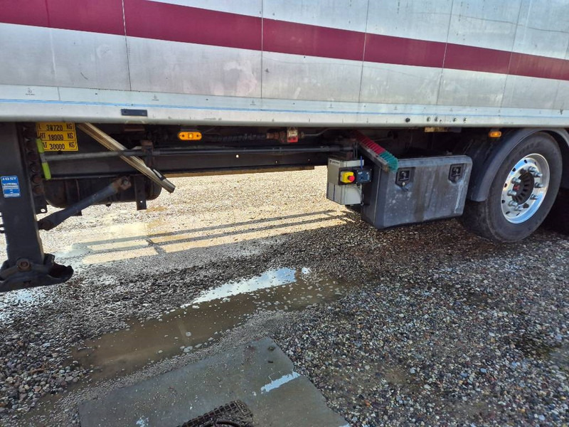 AMT 4 akslet walking floor trailer - Walking floor semi-trailer: picture 4 AMT 4 akslet walking floor trailer - Walking floor semi-trailer: picture 4