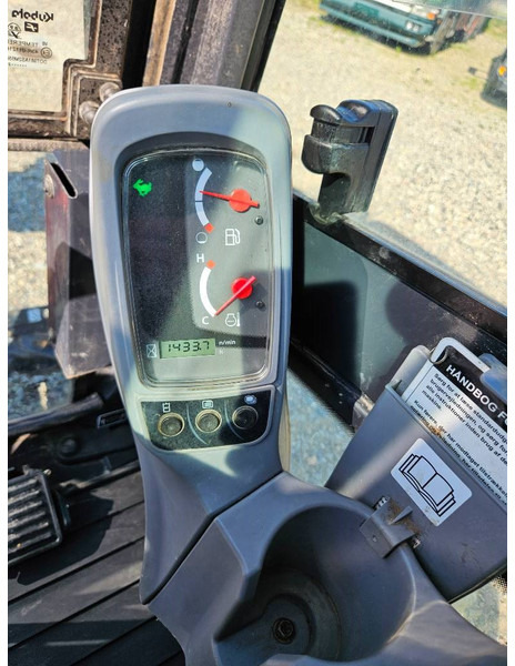 Mini excavator Kubota KX 19-4 New tiltman 2024 // 3 buckets: picture 19
