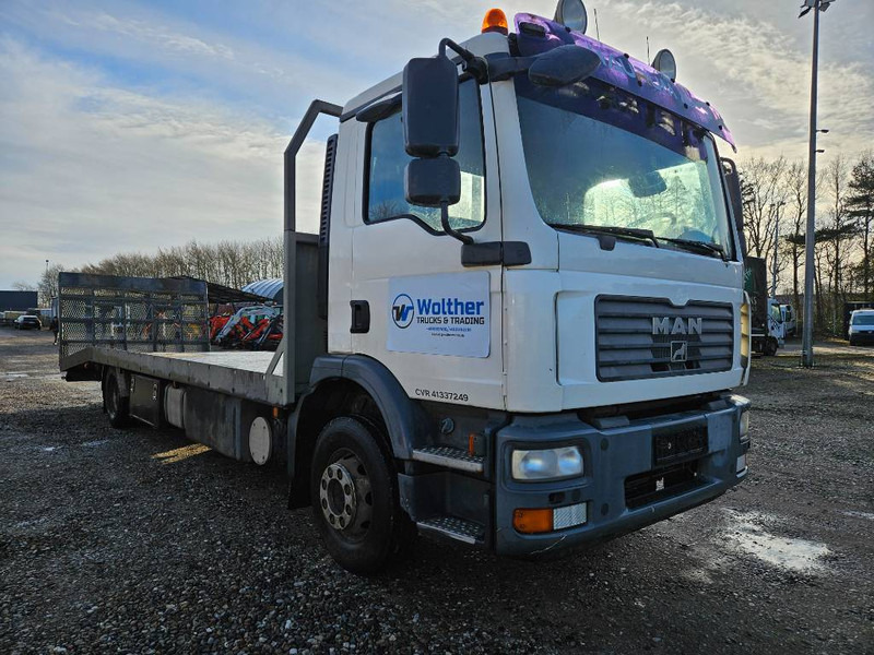 MAN TGM 15.280 // Machinetransport // Autotransporter - Tow truck: picture 1 MAN TGM 15.280 // Machinetransport // Autotransporter - Tow truck: picture 1