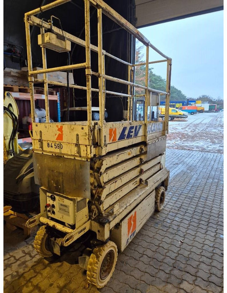 Pinguely Haulotte H800E // 2 personers - Scissor lift: picture 2 Pinguely Haulotte H800E // 2 personers - Scissor lift: picture 2