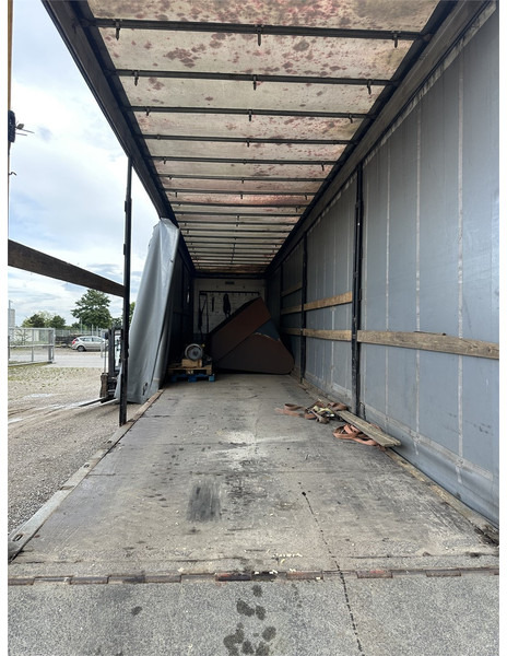 Schmitz Cargobull Machine transport trailer with bag ramp - Semi-trailer: picture 2 Schmitz Cargobull Machine transport trailer with bag ramp - Semi-trailer: picture 2