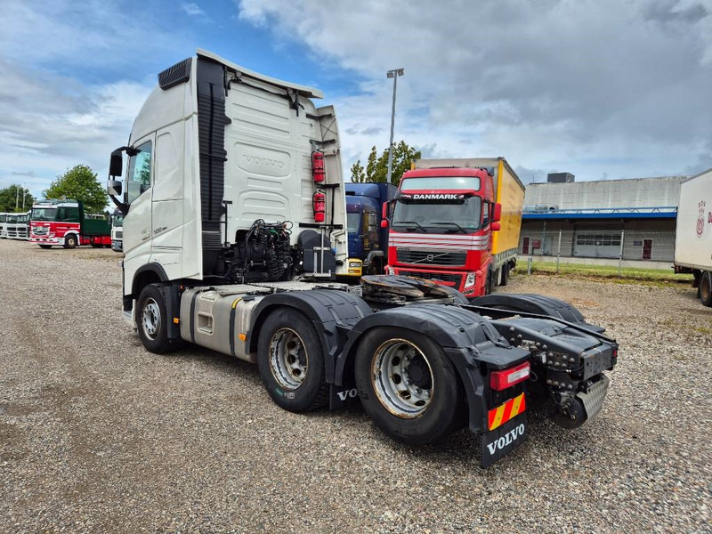 Volvo FH 500 6x2 // Double boogie / LOW KM / ACC - Tractor unit: picture 3 Volvo FH 500 6x2 // Double boogie / LOW KM / ACC - Tractor unit: picture 3