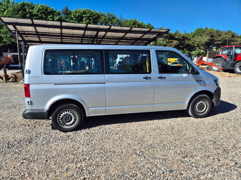 Volkswagen Transporter 2,0 TDi 102 Kombi lang 4d 9 prs - Car: picture 5 Volkswagen Transporter 2,0 TDi 102 Kombi lang 4d 9 prs - Car: picture 5