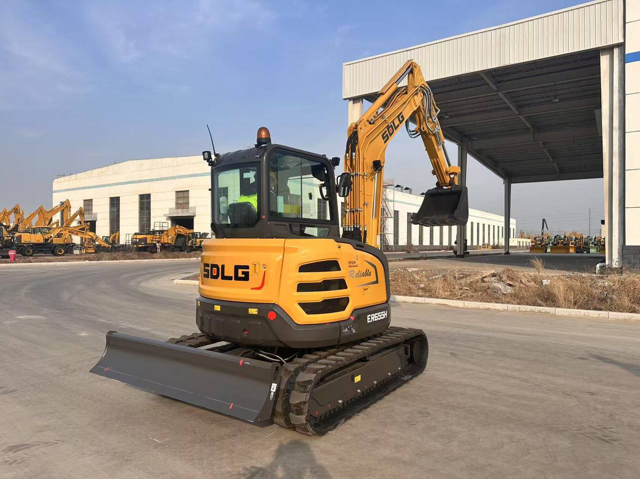 New Excavator SDLG ER655H: picture 8