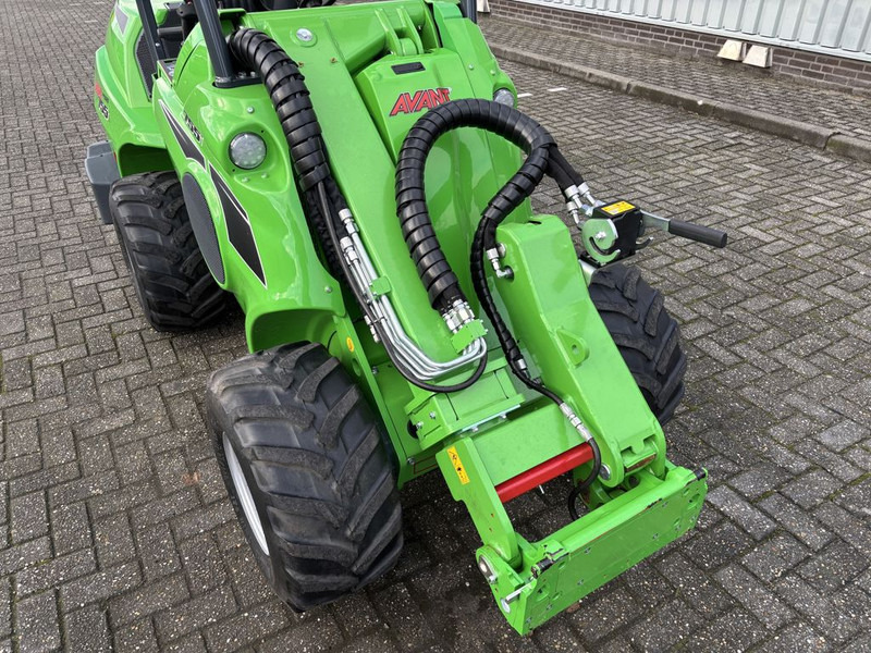 New Wheel loader Avant 755I TDL: picture 6