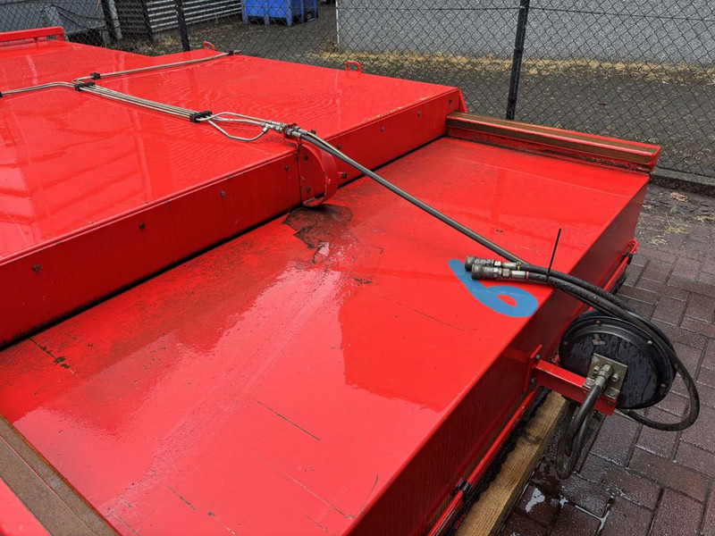 Farm trailer Beco Maxxim 200 Bagger luiken: picture 6 Farm trailer Beco Maxxim 200 Bagger luiken: picture 6