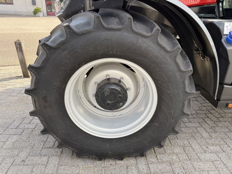 Farm tractor Case IH Maxxum 150 CVXDrive: picture 13